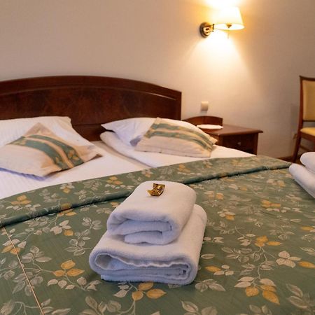 Aparthotel Karmel Krasków Eksteriør bilde