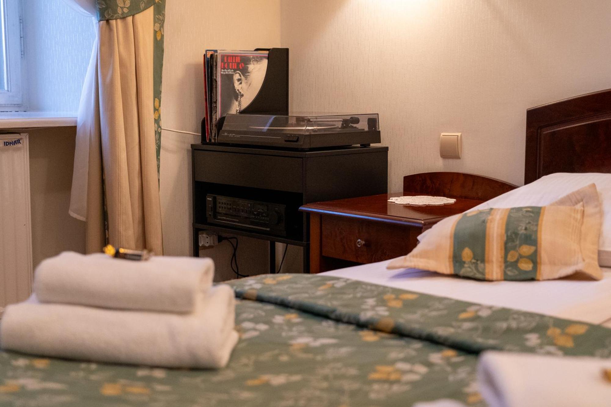 Aparthotel Karmel Krasków Eksteriør bilde