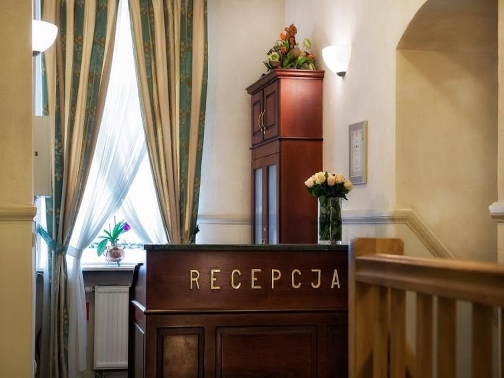 Aparthotel Karmel Krasków Eksteriør bilde